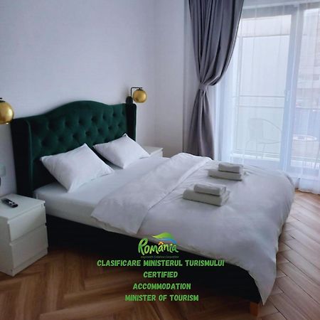 Cinque Stelle Hotel Apartments คลูจ-นาโปกา ภายนอก รูปภาพ
